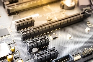 <p>������ ���������� ����������� � ������� ����� �������, PCIe 7.0 ������������ ��, �������� � ���������� ����������.</p>