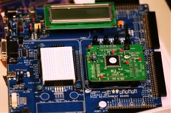 �������� Cypress Semiconductor ������� ����������� ������ ����� � ��������� ��������������� ������-��-��������� PSoC 1.