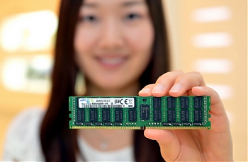 ���������� Samsung ������ �������� ������������ ��������� ������ DDR4 ��� ������������� �������� � ����������� ������ ���������.