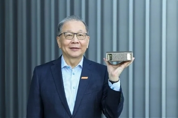 <p>            AI.</p>