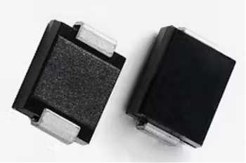 Компания Littelfuse Inc. презентовала линейку защитных тиристоров Pxxx0S3H SIDACtor. Новая разработка стала первым решением, способным выдерживать импульсы тока до 2 кА (8/20 мкс). Изделие, размещенное в корпусе DO-214AB (SMC), при компактных габаритных размерах демонстрирует высокую степень устойчивости к мощным переходным процессам. Это делает тиристор оптимальным выбором для современных систем электропитания и энергетики — там, где необходимо при малых габаритах высокая надежность. Компания Littelfuse Inc. презентовала линейку защитных тиристоров Pxxx0S3H SIDACtor. Новая разработка стала первым решением, способным выдерживать импульсы тока до 2 кА (8/20 мкс). Изделие, размещенное в корпусе DO-214AB (SMC), при компактных габаритных размерах демонстрирует высокую степень устойчивости к мощным переходным процессам. Это делает тиристор оптимальным выбором для современных систем электропитания и энергетики — там, где необходимо при малых габаритах высокая надежность.